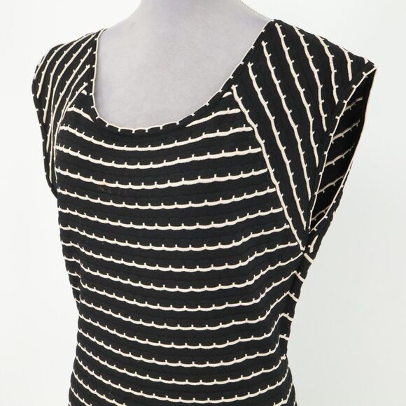 Jessica Simpson Sweater Dress Womens XL Black Ivory Stripes Knit Fit n Flare - Picture 8 of 12